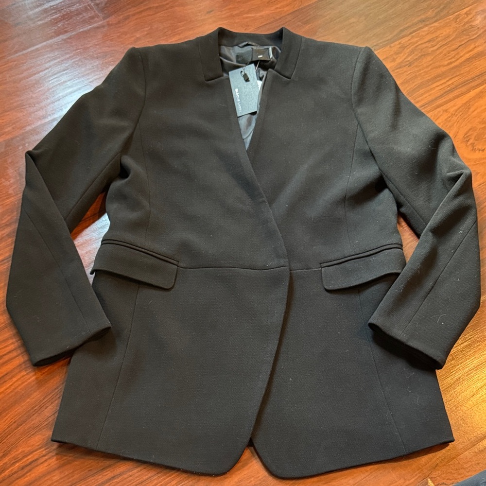 NWT Blaque Label Blazer